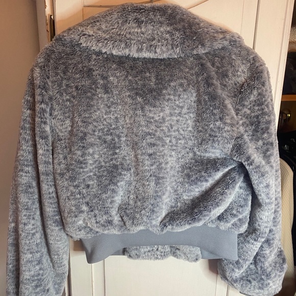 ｚ-ｓｕｐｐｌｙ ｆａｕｘ ｆｕｒ ｊａｃｋｅｔ - Picture 2 of 2